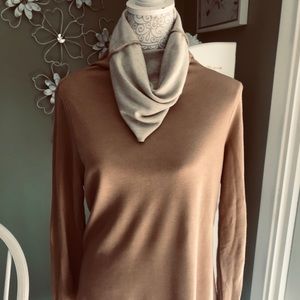Gap tan color cowl neck XL NWOT
